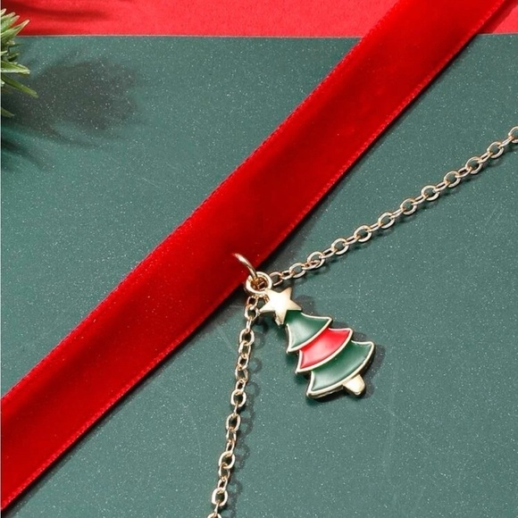Red Velvet Christmas Tree Charm Silver Necklace - Picture 4 of 12